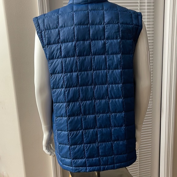 The North Face Thermoball Eco Insulated Quilted Blue Water Resistant Vest XXL - Picture 4 of 8